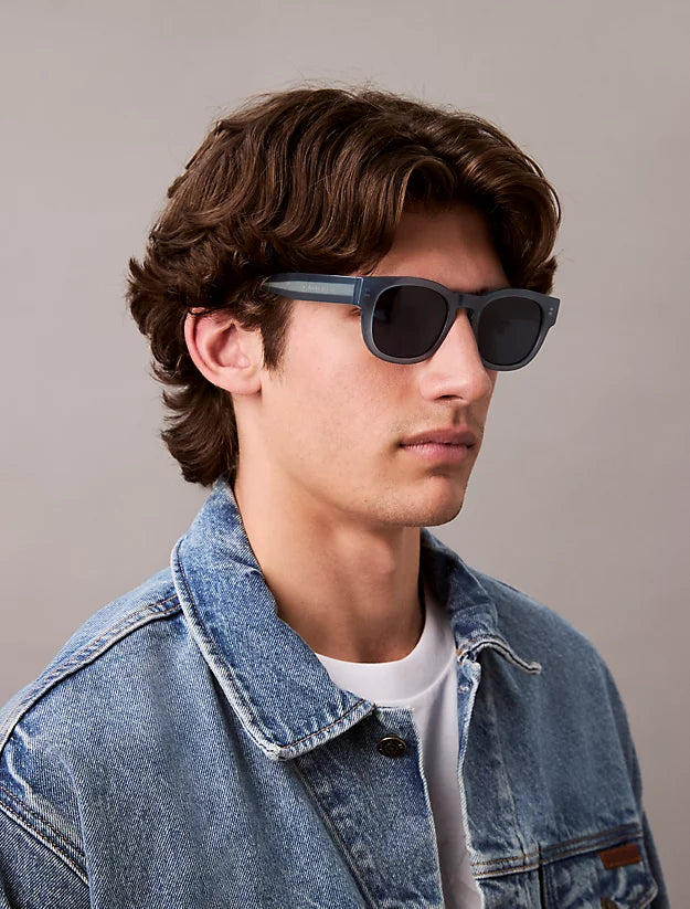 Occhiali da Sole Calvin Klein CKJ25601S – Blu Havana